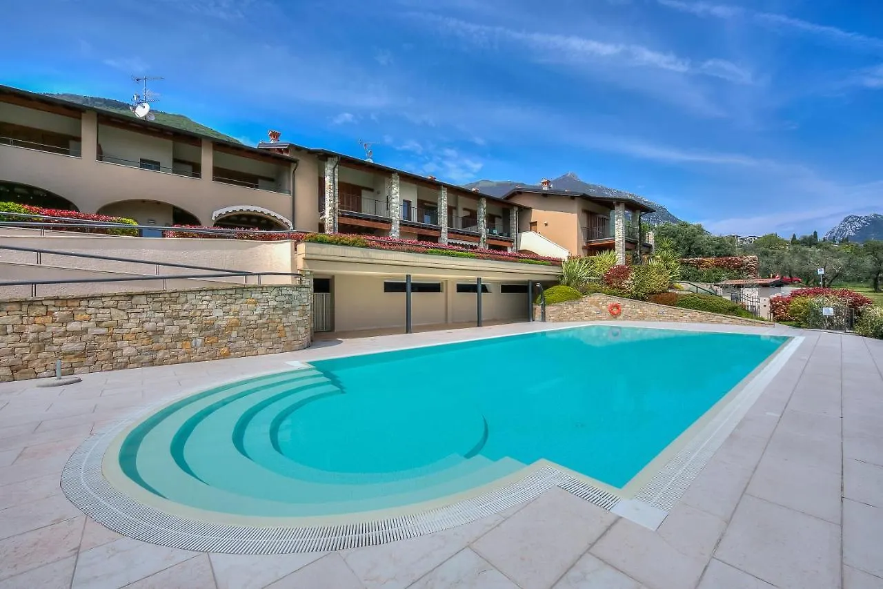 Borgo Belvedere-Lake View & Shared Pool - Happy Rentals Toscolano Maderno Italie