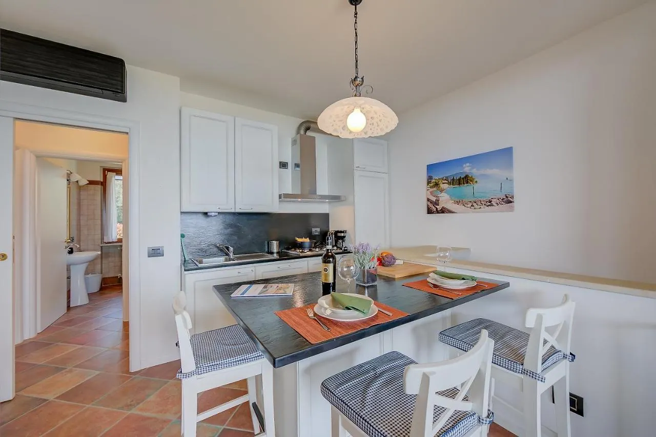 Borgo Belvedere-Lake View & Shared Pool - Happy Rentals Toscolano Maderno